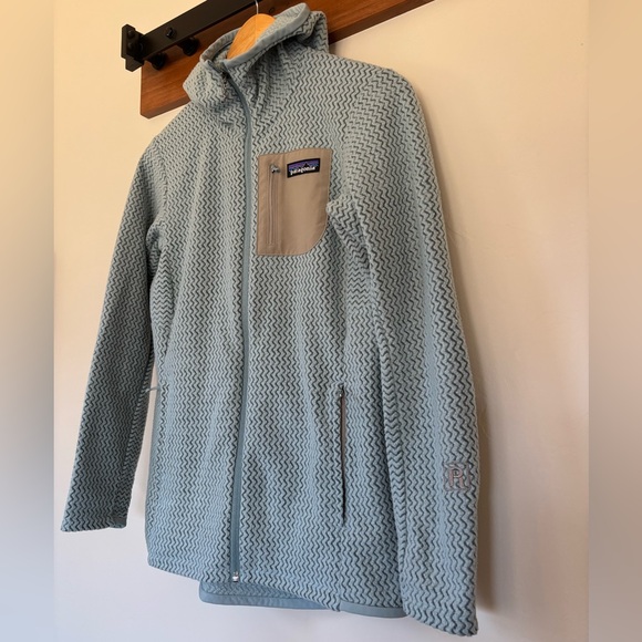 Patagonia R1 Air Full Zip Hoody - Picture 2 of 9